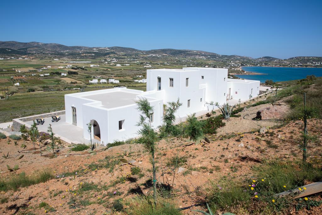 Natura Paros Βίλα *