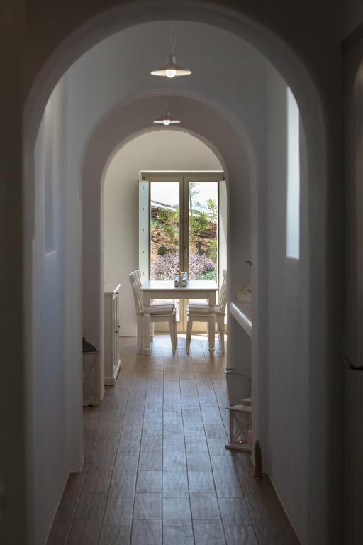 Natura Paros Μώλος Πάρου
